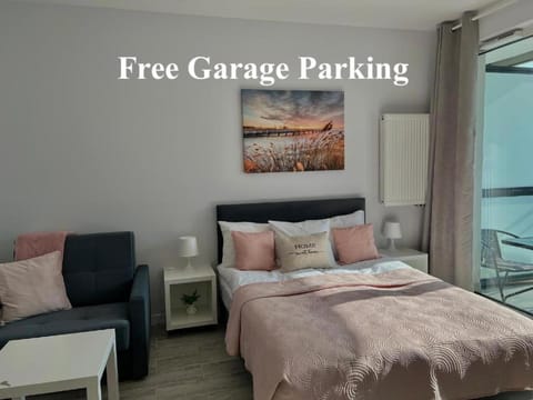 Bed, Living room, Seating area