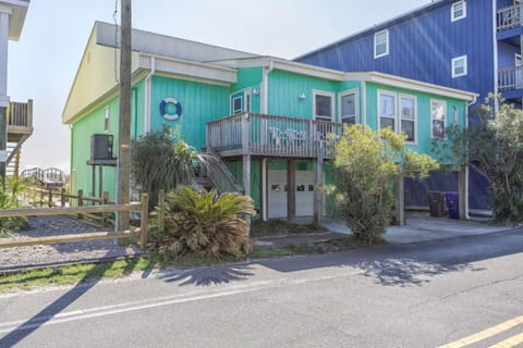 Miller's Whimsy House in Carolina Beach