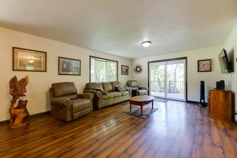 Riverfront Covington Cabin with Deck and Fire Pit! Cabin in Ohio