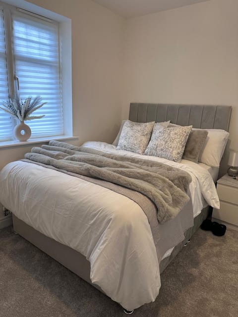 Cosy Ensuite Bedroom I 5min walk from Bramall Lane Stadium Vacation rental in Sheffield