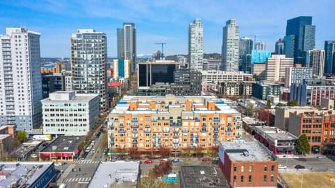 The Corner Nest at Belltown Apartment in Belltown