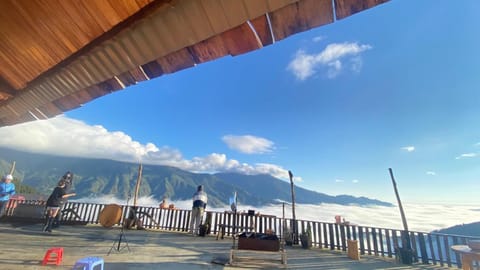 Day, View (from property/room), Mountain view