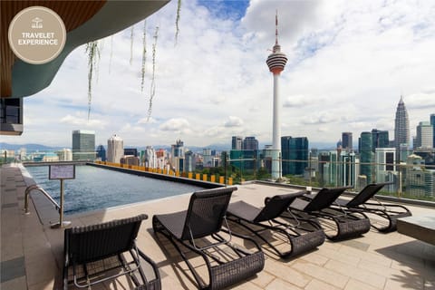 City view, Swimming pool