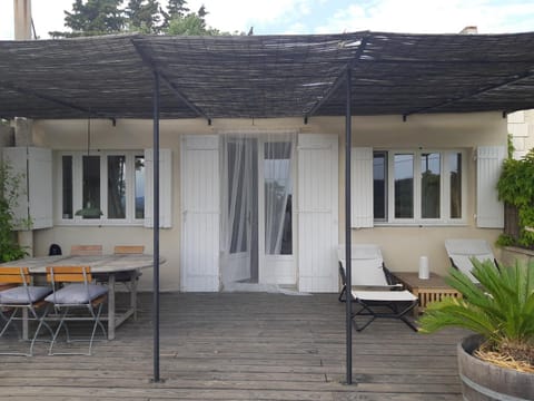 Balcony/Terrace, Dining area