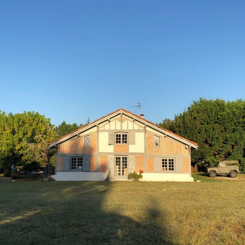 Property building, Garden, Garden view