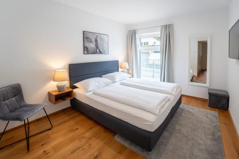 TV and multimedia, Bedroom