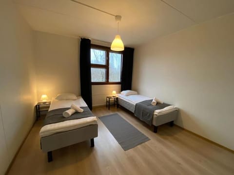 Kotimaailma - Hyvin avara rauhallinen 3MH asunto Apartment in Helsinki