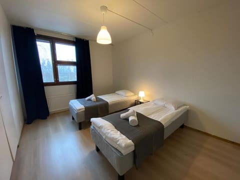 Kotimaailma - Hyvin avara rauhallinen 3MH asunto Apartment in Helsinki