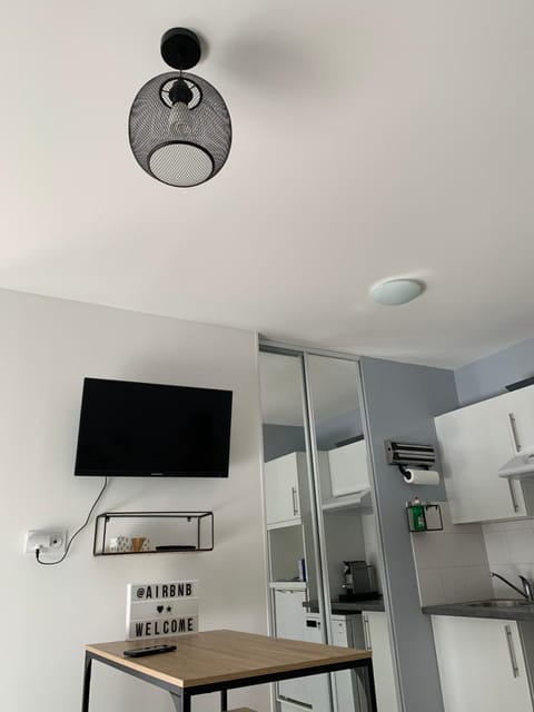 TV and multimedia, Kitchen or kitchenette