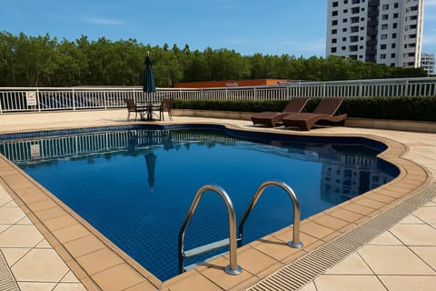 Pool view, Swimming pool