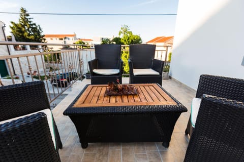 Property building, Street view