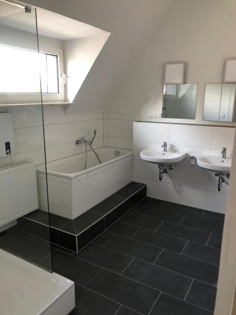 Bathroom, Bath