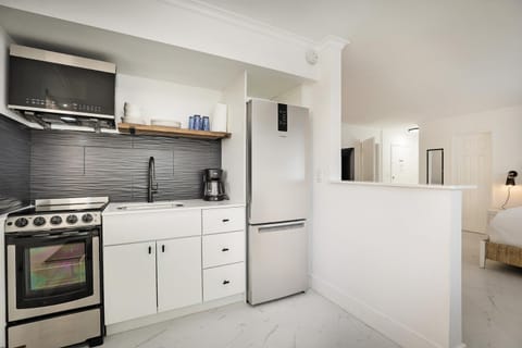 La Mer Suites Hotel in Lauderdale-by-the-Sea