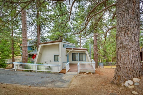 The Abby Cabin Restful Running Springs Retreat! Cabin in Running Springs
