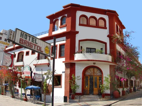 Facade/entrance, Off site, Day, Lobby or reception, On site