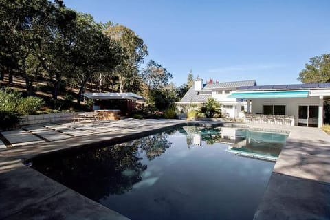 Modern Bennett Valley Home with Privacy and Views House in Santa Rosa
