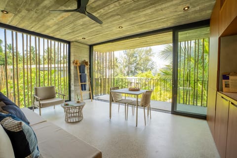 Day, Garden, View (from property/room), Balcony/Terrace, Living room, Seating area, Garden view