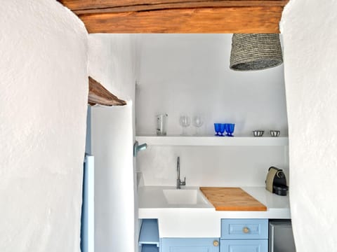 Brunella Paros House in Naousa