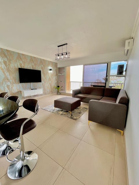 Patio, Day, Natural landscape, View (from property/room), Balcony/Terrace, Seating area, Sea view