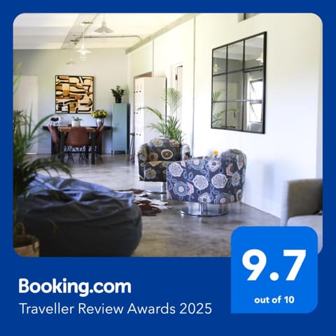 Living room, Seating area, Certificate/Award, fireplace