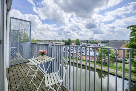 View (from property/room), Balcony/Terrace
