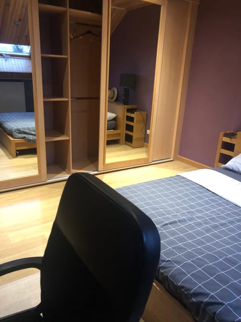 Photo of the whole room, hair dresser, wardrobe