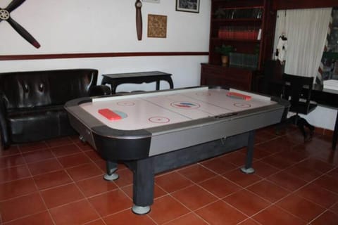 Casa en Avándaro para 26 personas (incluye gas) House in Valle de Bravo