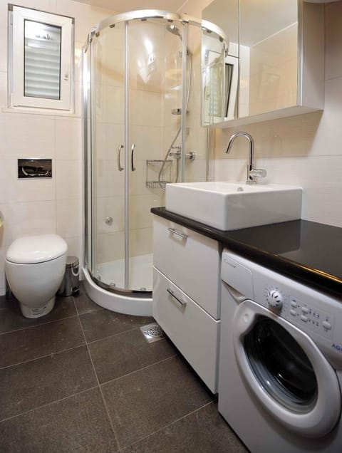 Shower, Bathroom, washing machine