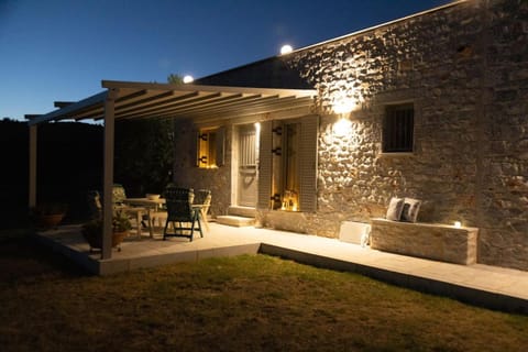 Garden, Internal: Not applicable to any particular room