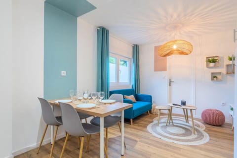 1 bedroom apartment near tram, CHR + parking Apartment in Hauts-de-France