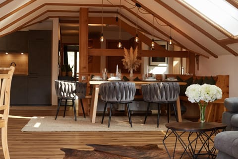 Living room, Dining area