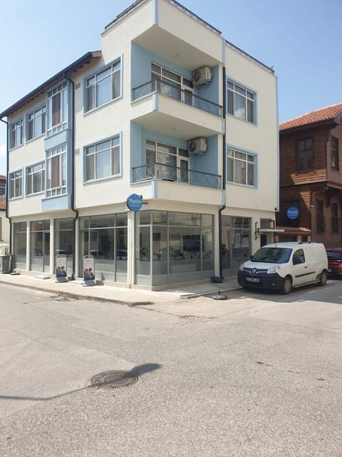 Property building, Street view