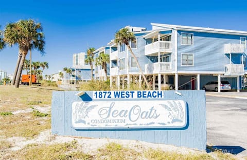 Sea Oats H205 by ALBVR - Come fall in love with this beautiful condo with some of the best views in the complex! House in West Beach