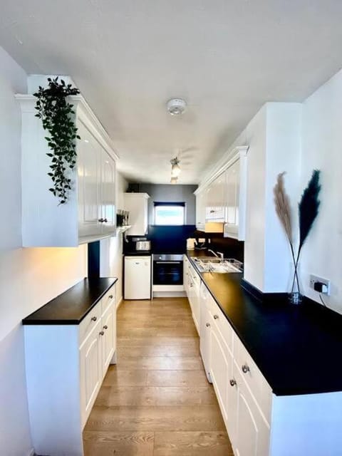 2 bedroom house in Rhos-on-sea House in Wales