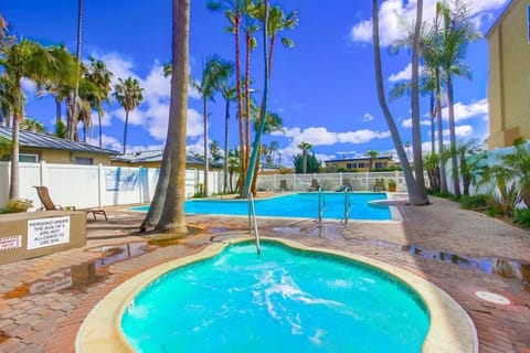 Capri by the Sea House in Pacific Beach