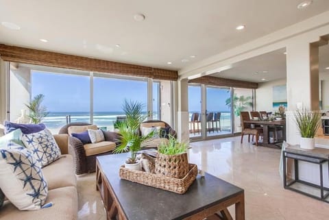 Residence Club 1 House in Mission Beach