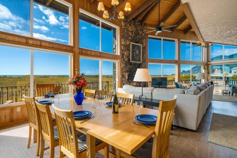 Water's Edge-MCA#1427 House in Manzanita