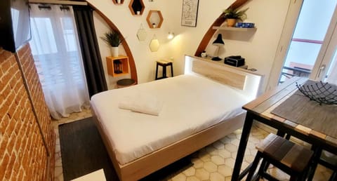 Living room, Bedroom