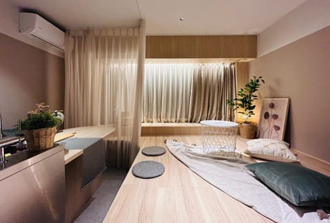 Living room, kitchen