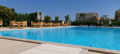 Property building, Pool view, Swimming pool