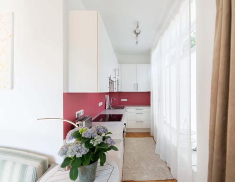 Kitchen or kitchenette, Photo of the whole room