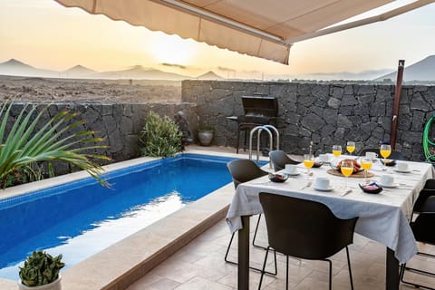 Mountain view, Swimming pool