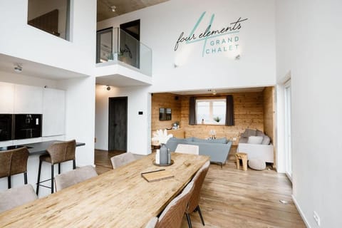 Living room, Dining area, Logo/Certificate/Sign, kitchen