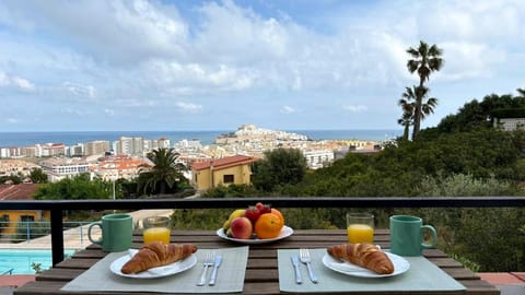 Property building, Off site, Day, Natural landscape, Bird's eye view, View (from property/room), Balcony/Terrace, Dining area, Food, City view, Landmark view, Pool view, Sea view, Swimming pool, Breakfast, Continental breakfast