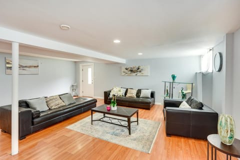 Cozy Albany Vacation Rental about 5 Mi to Downtown! Apartment in Albany