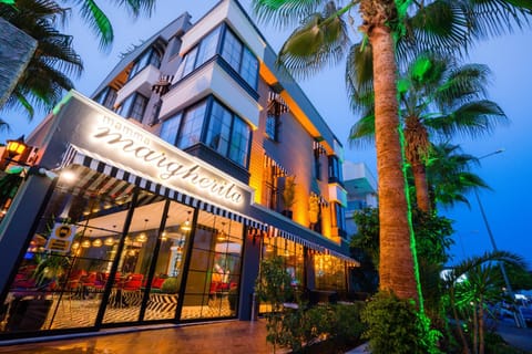 Property building, Restaurant/places to eat, Facade/entrance, Garden, Other