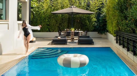 Pool view, Swimming pool, sunbed