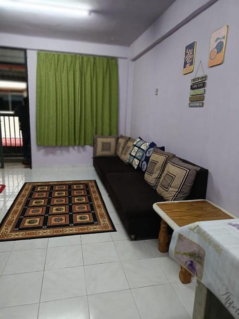 Property building, Living room, Photo of the whole room, Seating area