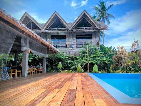 Property building, Restaurant/places to eat, Swimming pool