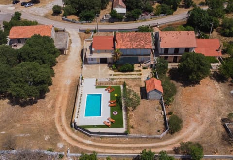 Neighbourhood, Natural landscape, Bird's eye view, Pool view, Street view, Location